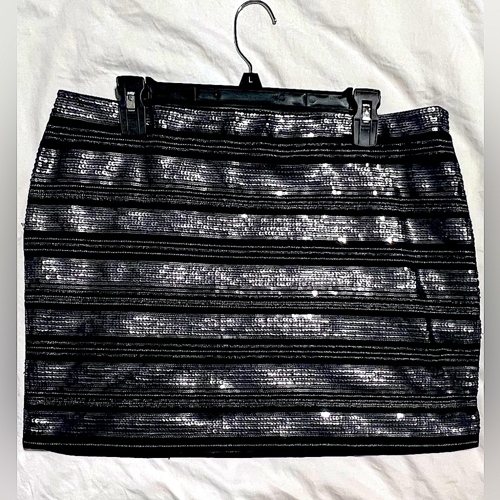 Express Sequin Skirt
